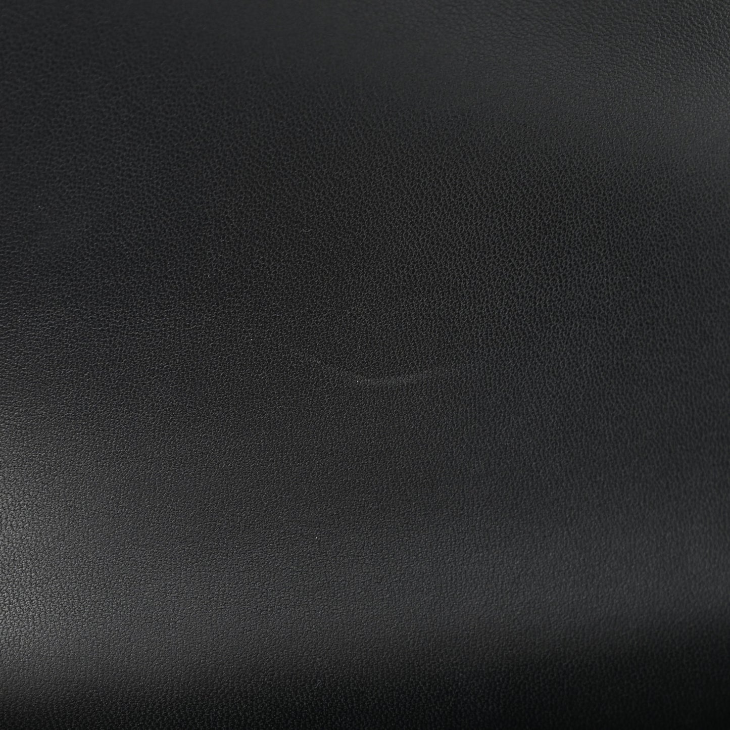 Epsom Constance 18 Black