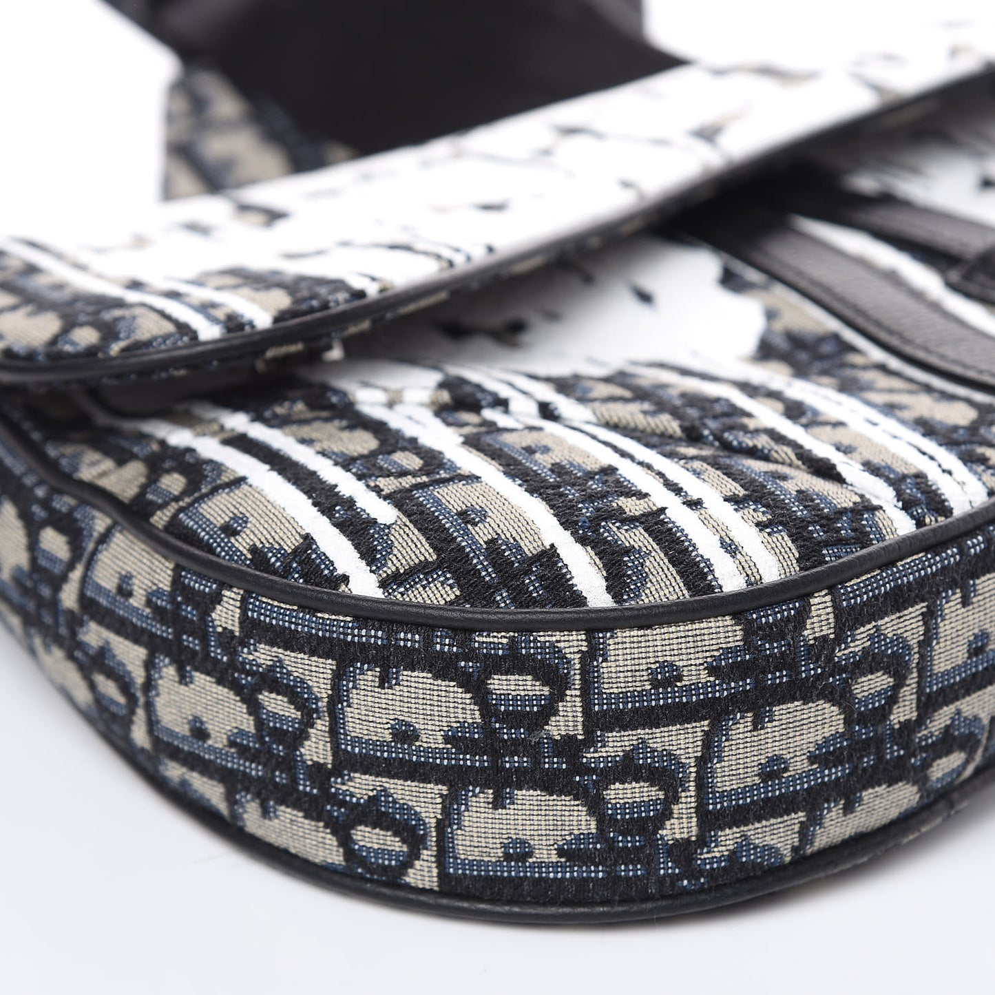 X RAYMON PETTIBON Oblique Mens Saddle Bag Blue White