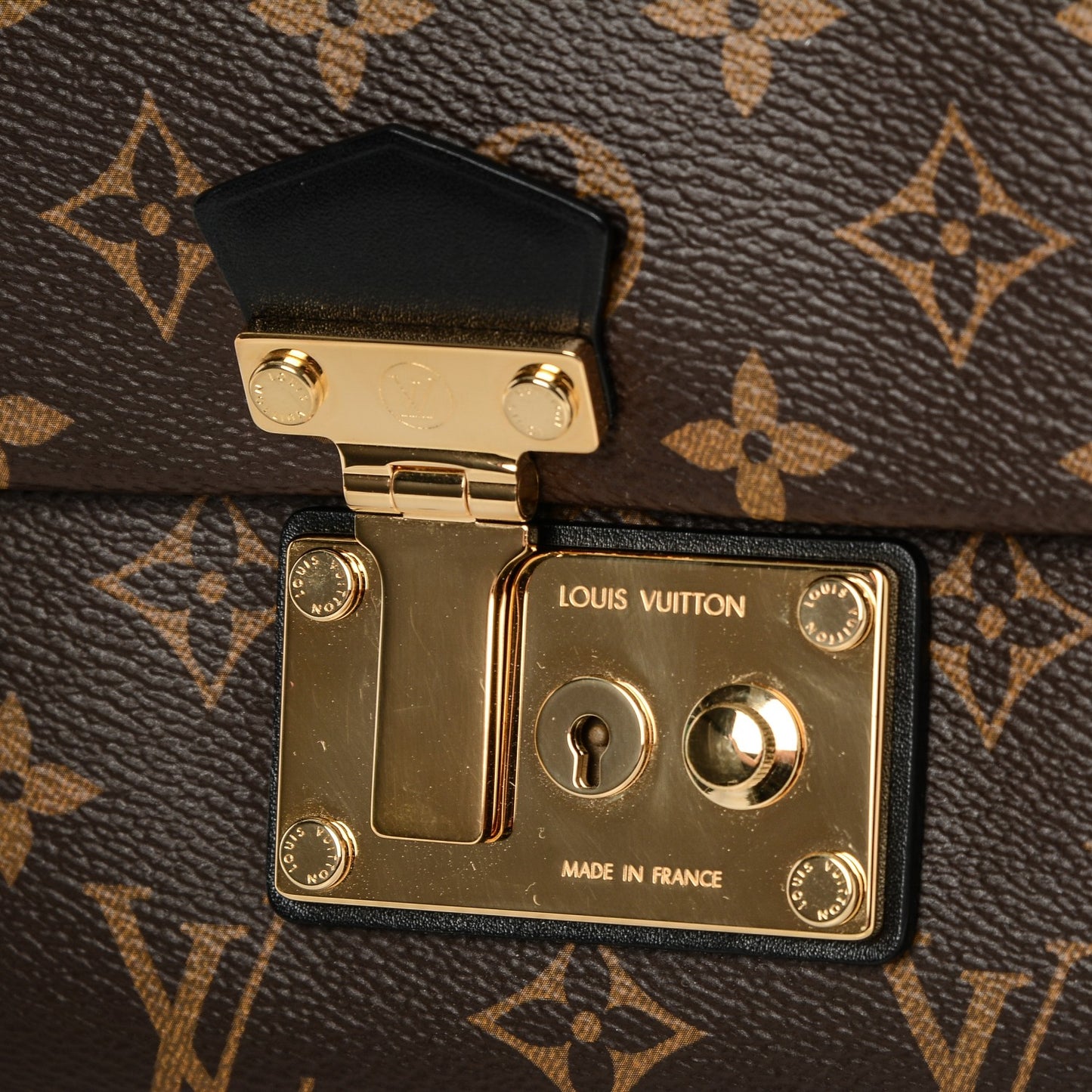 Monogram Sac Toblerone PM Black