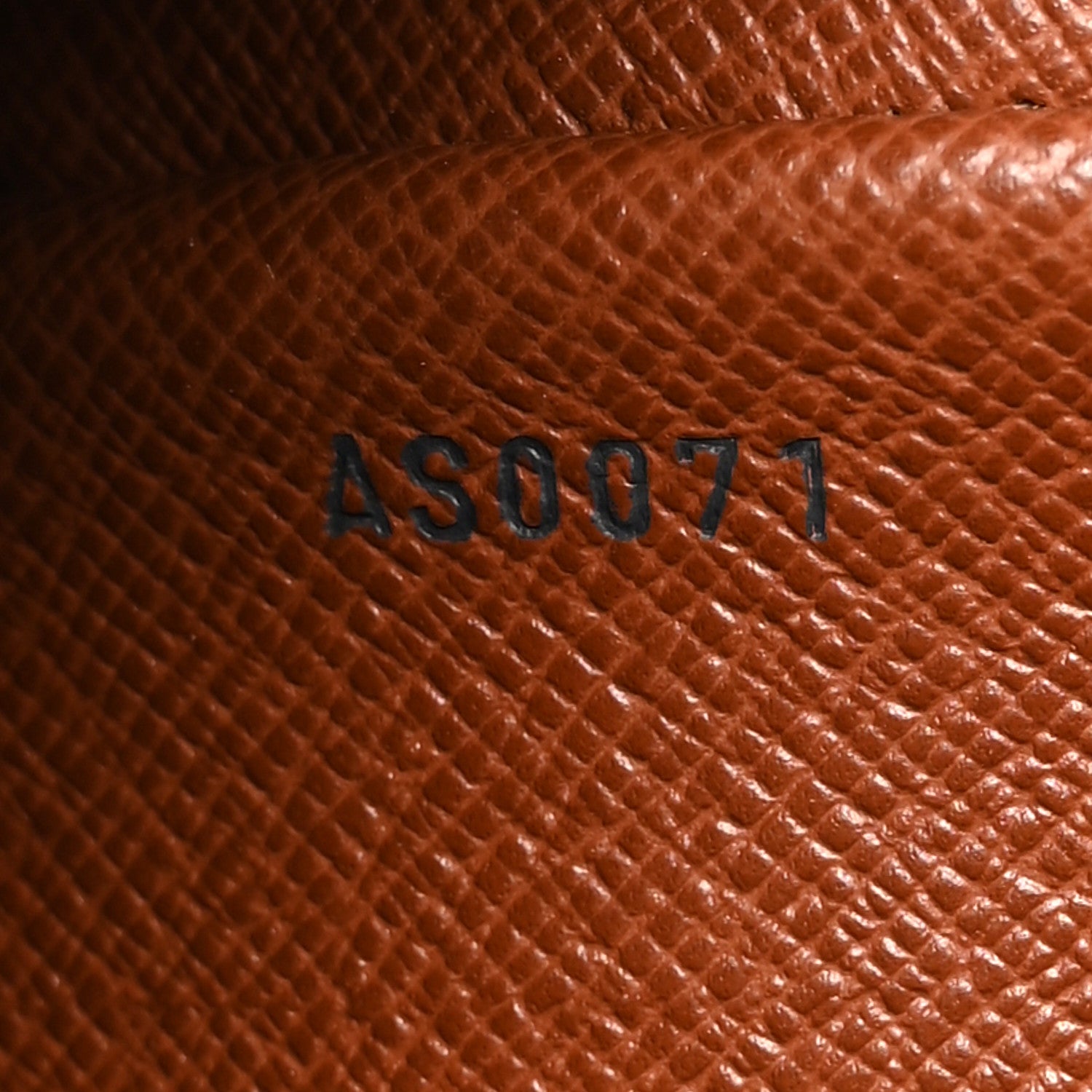 Louis Vuitton Monogram Boulogne 30 7 of 10