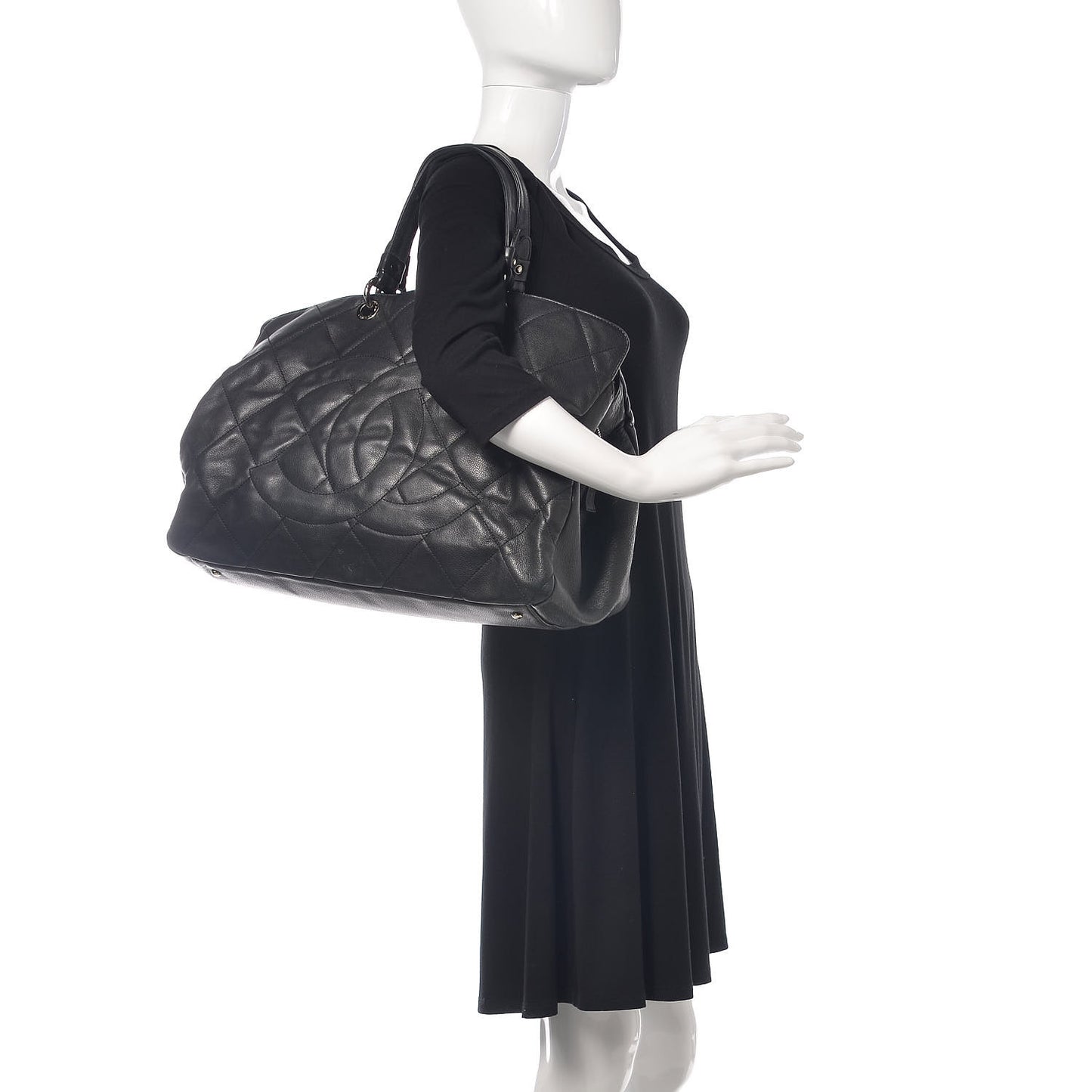 Soft Caviar Quilted Large Timeless Tote Black