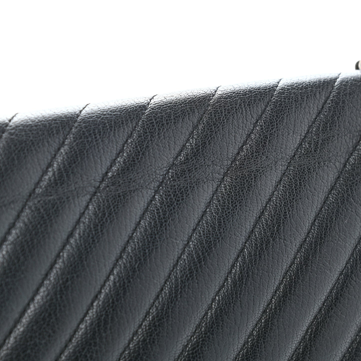 Goatskin Diagonal Quilted Small Flap Black