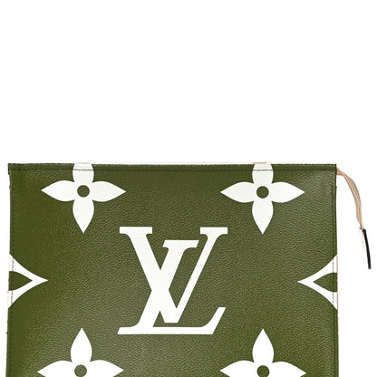 Louis Vuitton Monogram Giant Toiletry Pouch 26 Kaki 8 of 10