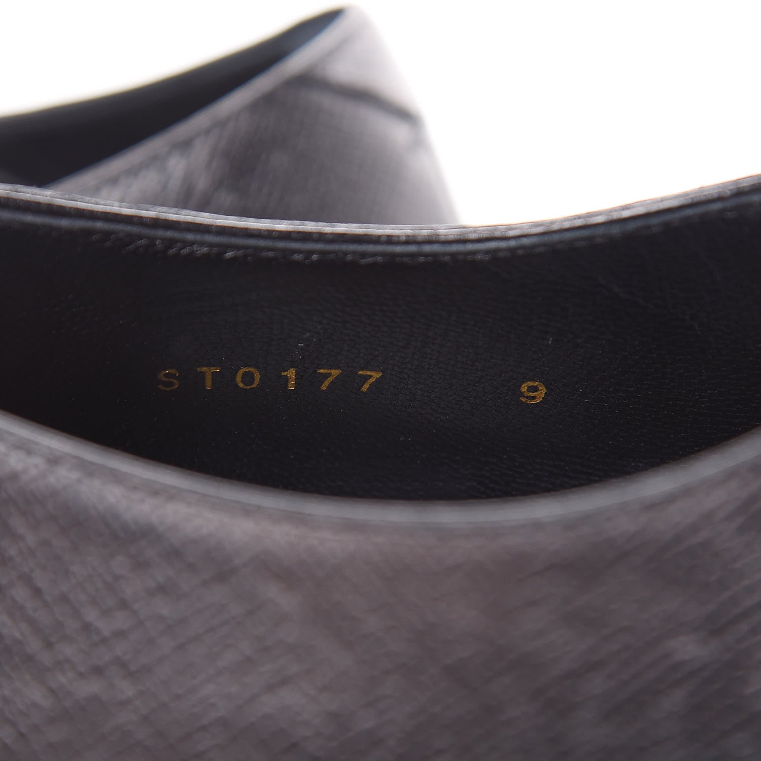 Louis Vuitton Taiga Mens City Derby 9 Black 8 of 8
