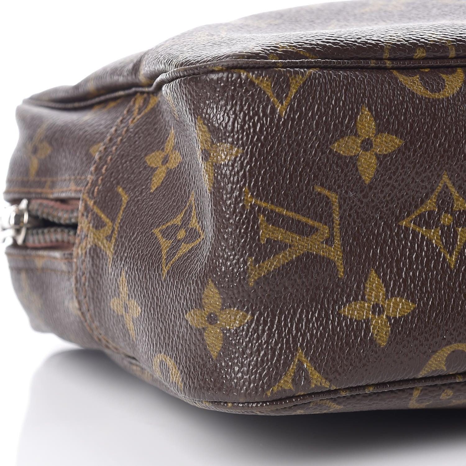 Louis Vuitton Monogram Trousse Toilette 28 7 of 19