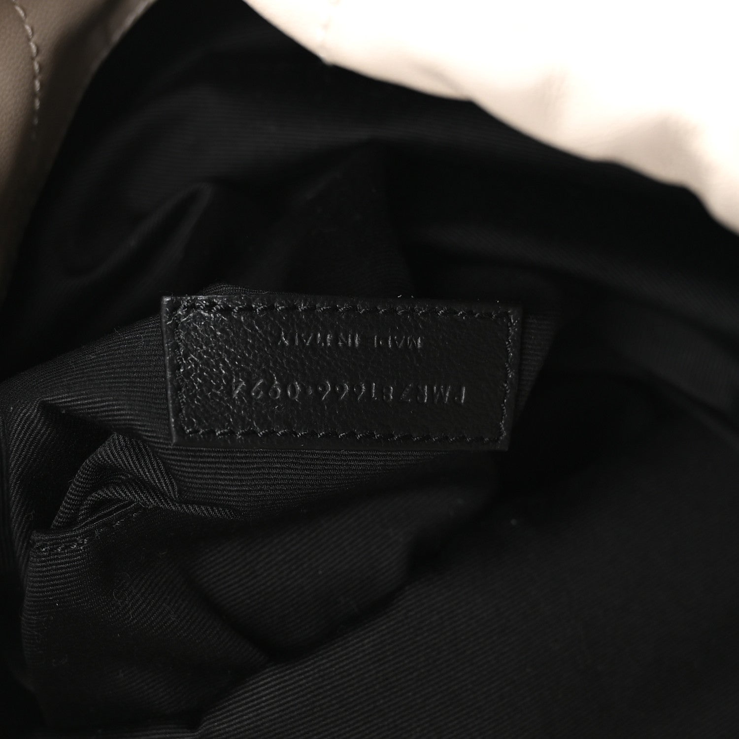 Saint Laurent Lambskin Matelasse Monogram Medium Jamie 4.3 Pochon Blanc Vintage 8 of 11
