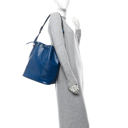 Louis Vuitton Epi Noe Toledo 2 of 11