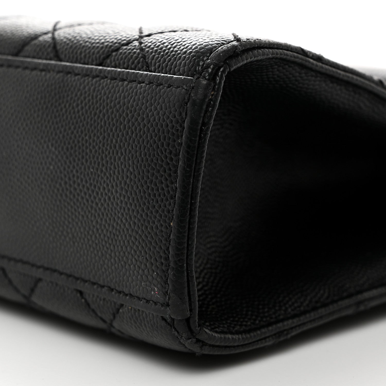 Saint Laurent Grain De Poudre Textured Mixed Matelasse Large Triquilt Monogram Monochrome Satchel Black 11 of 12