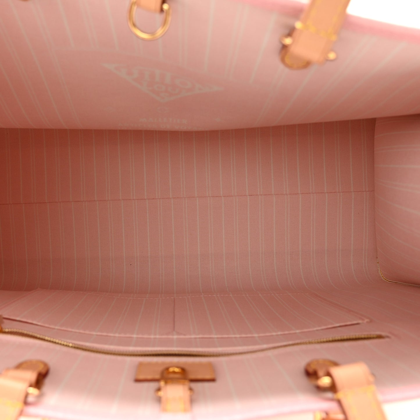 Monogram Giant By The Pool OnTheGo GM Light Pink