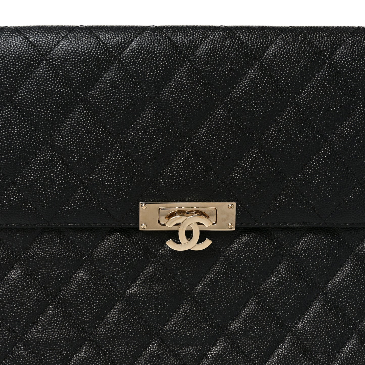 Caviar Quilted Medium Golden Class Pouch Black