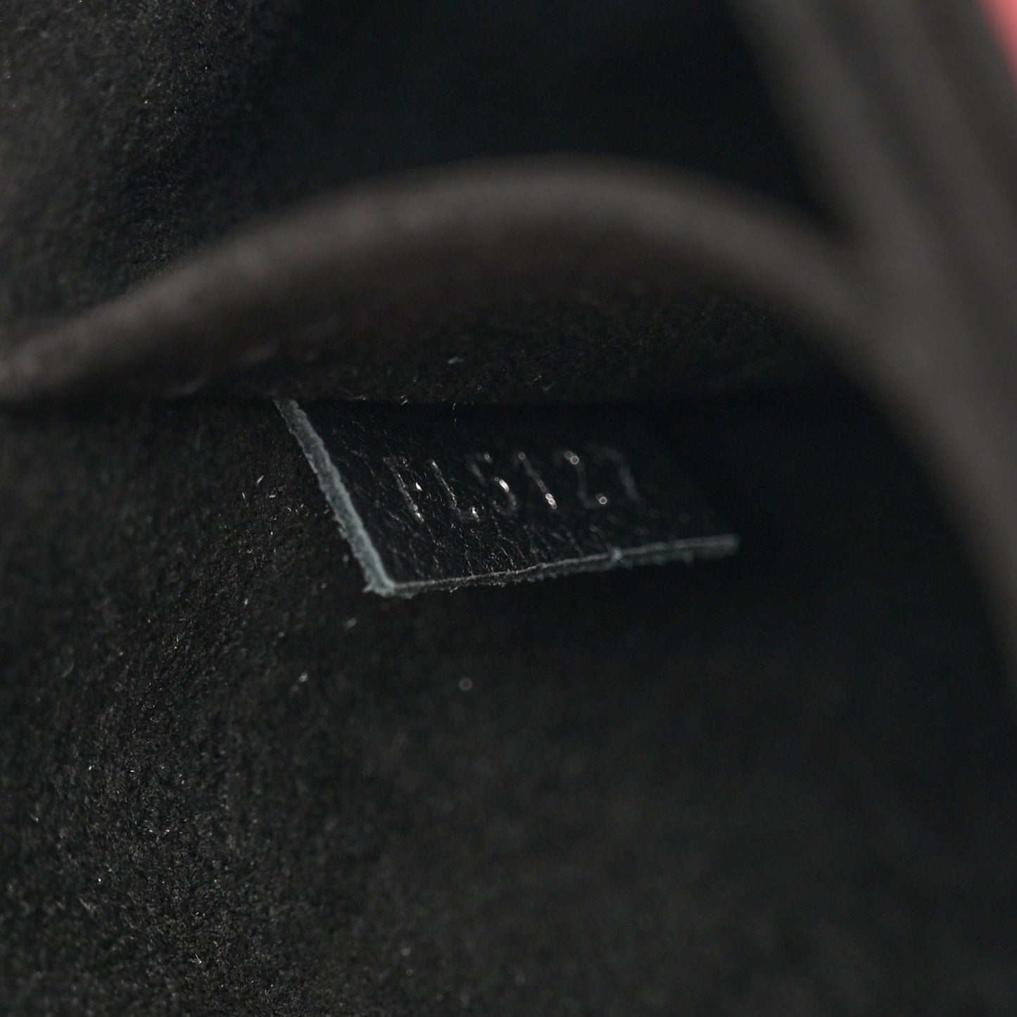 Soft Calfskin My Lockme Rivets Black