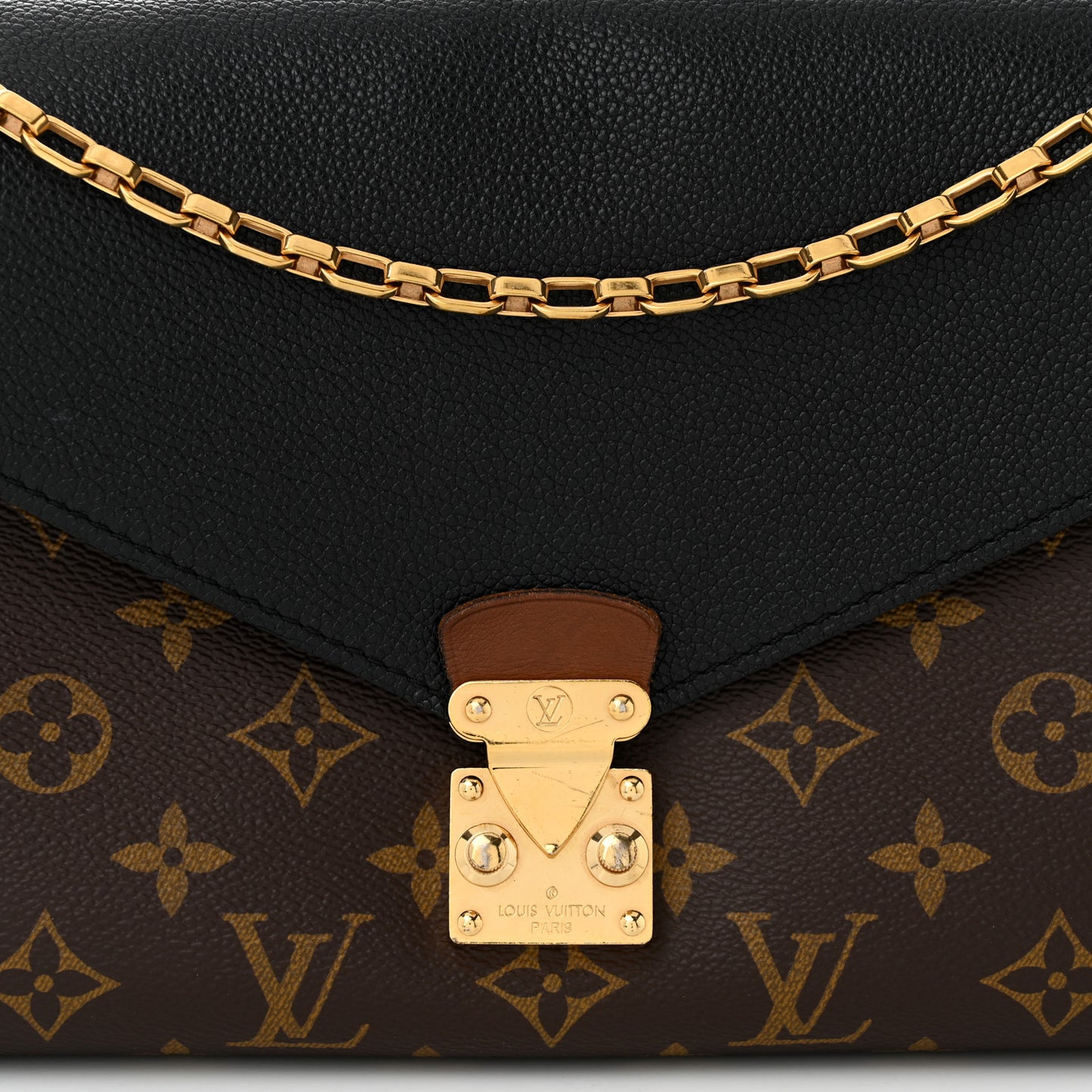 Monogram Pallas Chain Black
