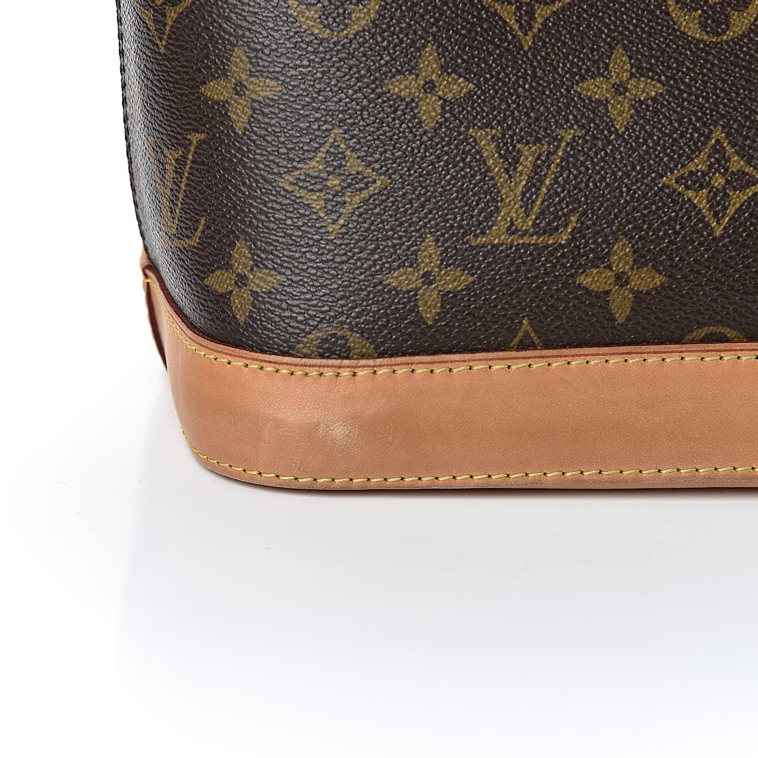 Louis Vuitton Monogram Alma PM 8 of 15