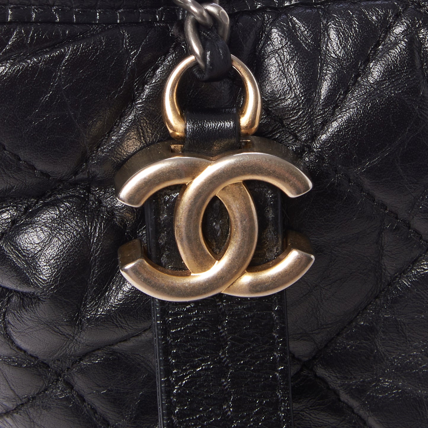 Aged Calfskin Quilted Large Gabrielle Hobo Black