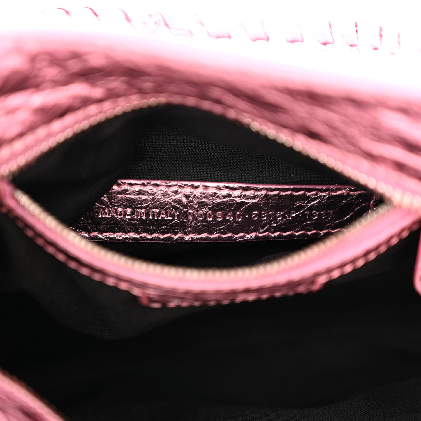 Metallic Agneau Arena Crystal Neo Cagole Handbag XS Met Pink