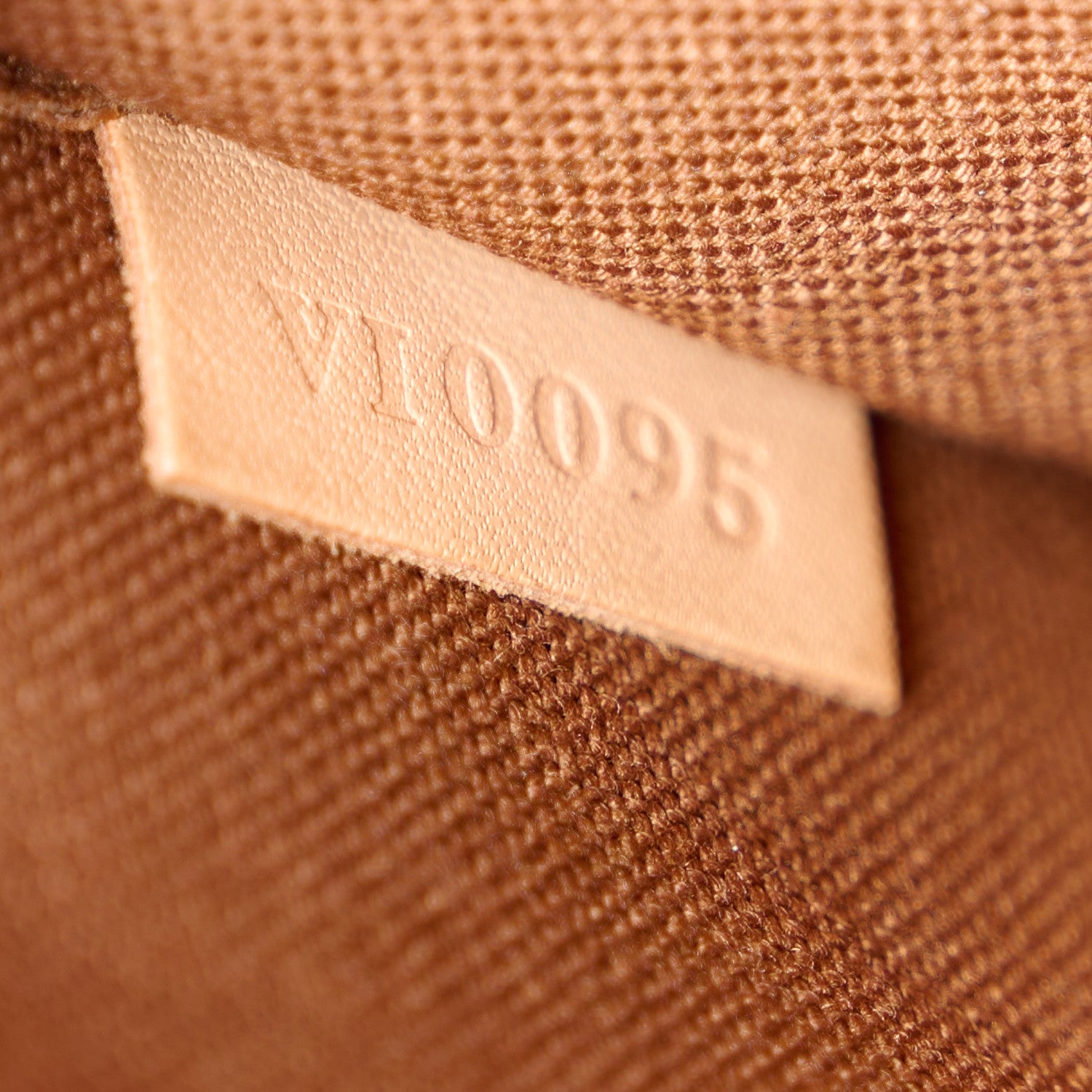 Louis Vuitton Monogram Popincourt 7 of 10