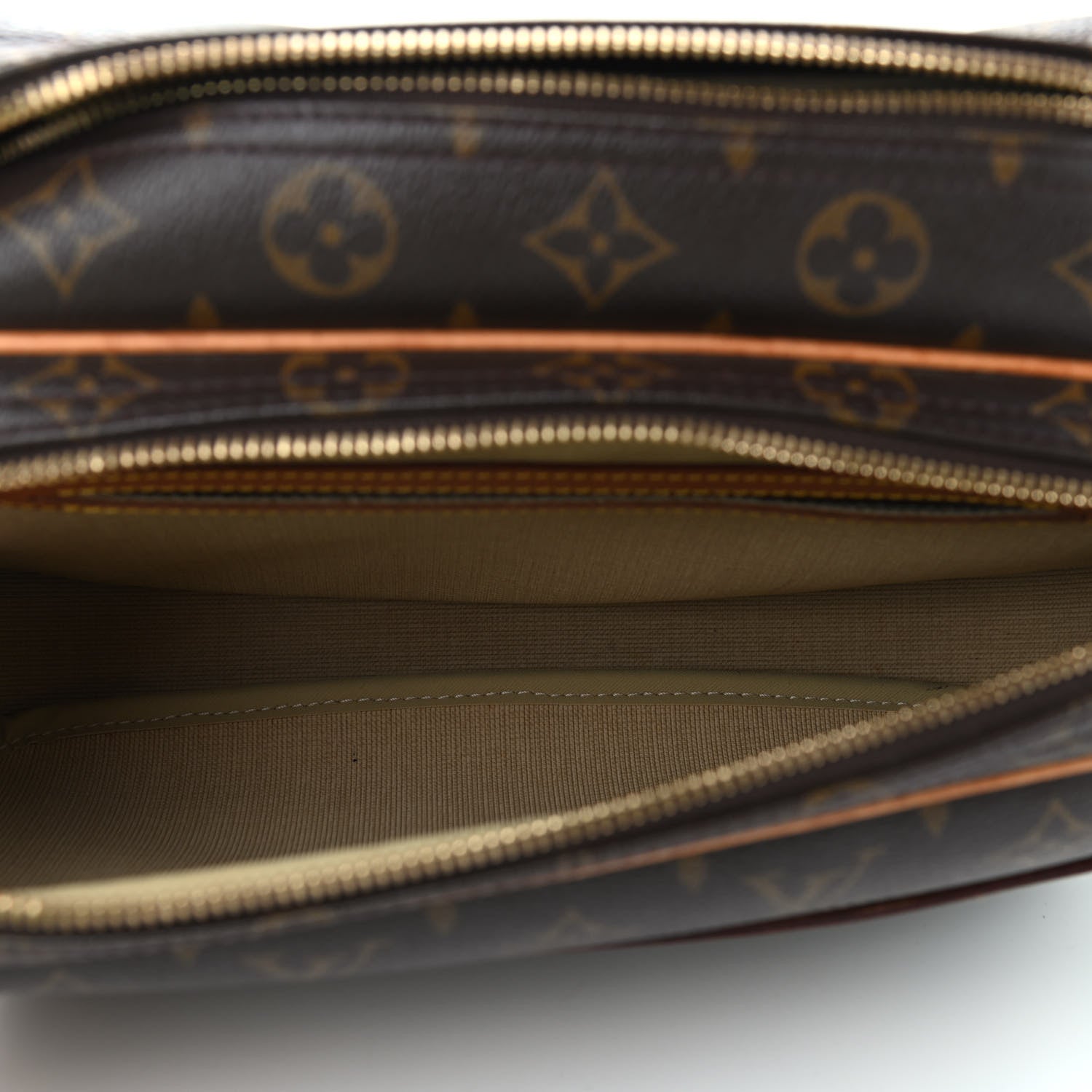 Louis Vuitton Monogram Reporter PM 5 of 8