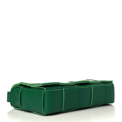 Bottega Veneta Lambskin Maxi Intrecciato Cassette Crossbody Bag Racing Green 4 of 10