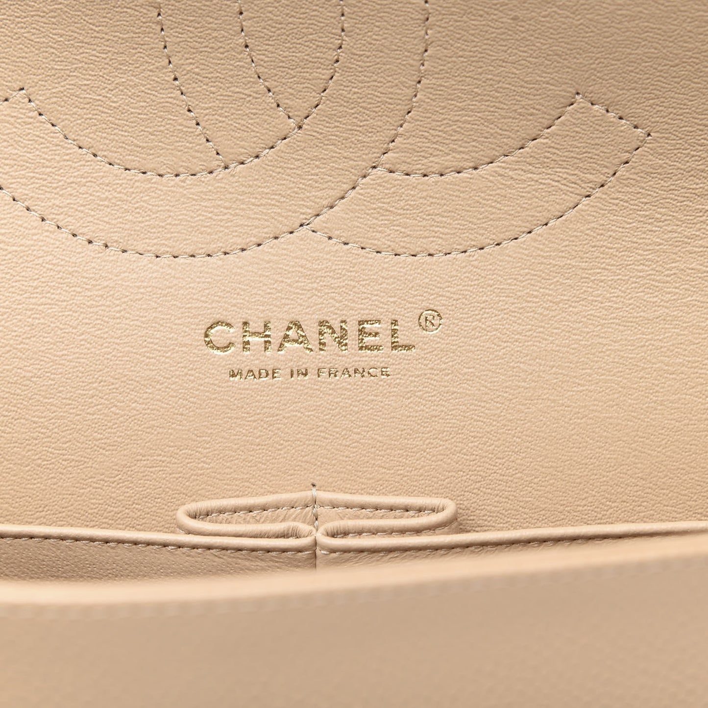 Caviar Quilted Jumbo Double Flap Beige Clair