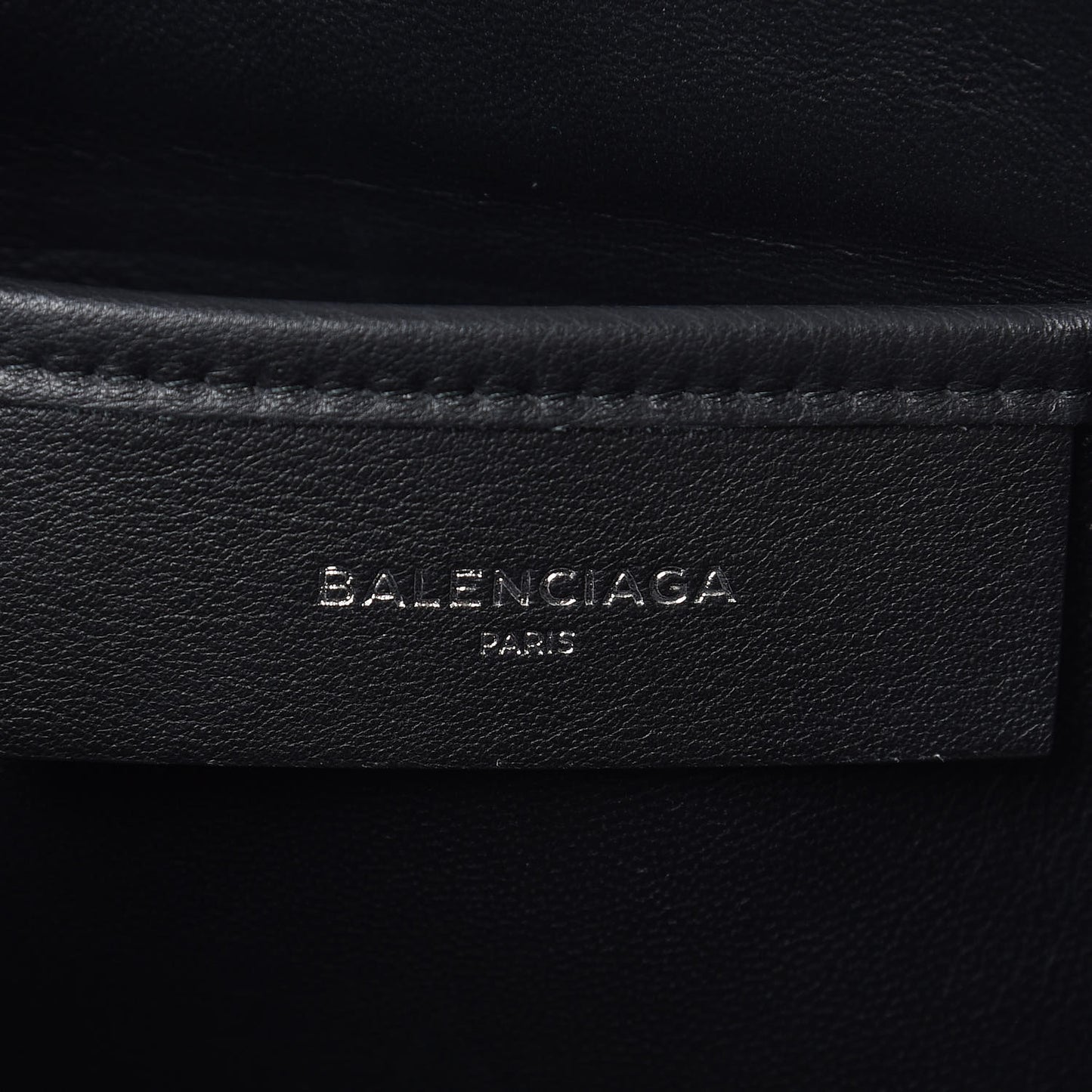 Smooth Calfskin Logo Large Everyday Shopping Pouch Black