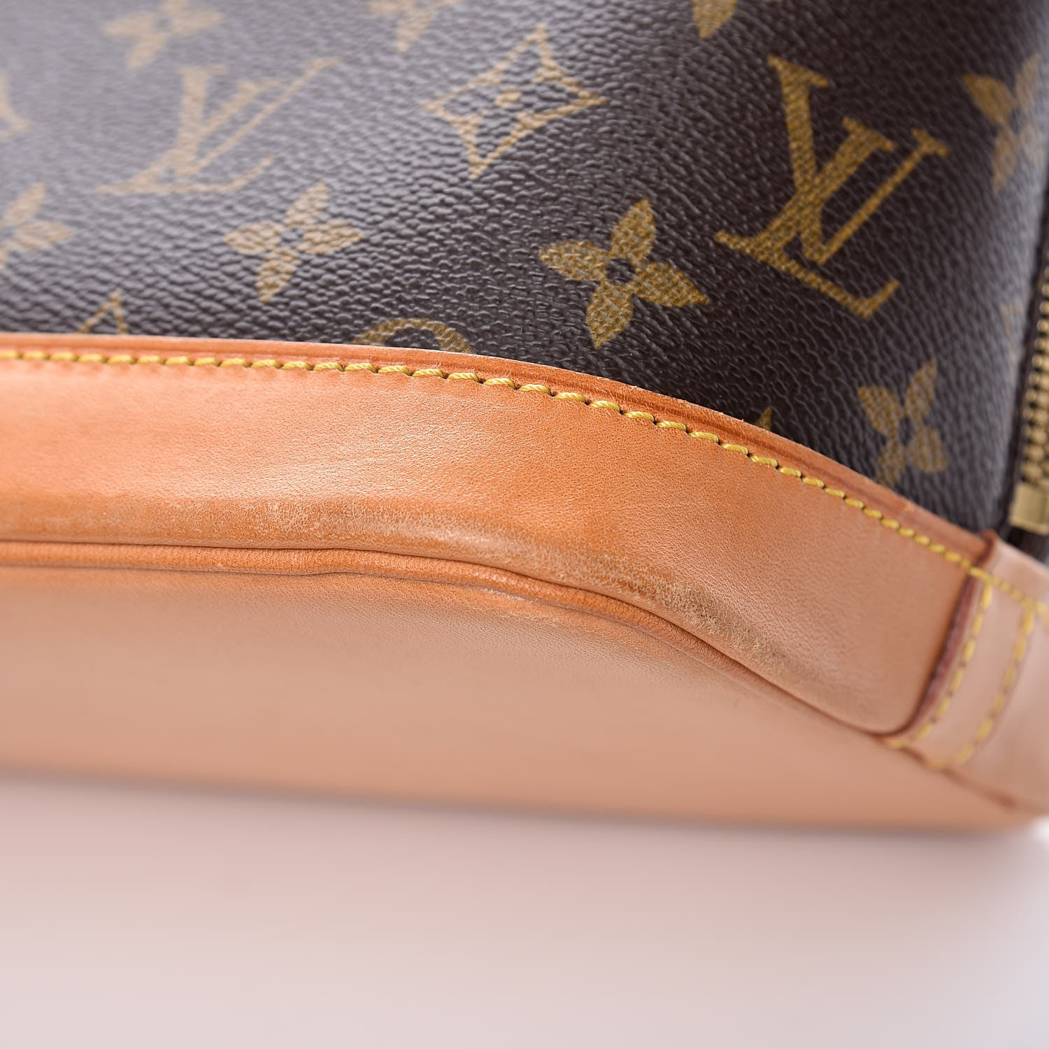 Louis Vuitton Monogram Alma PM 10 of 13