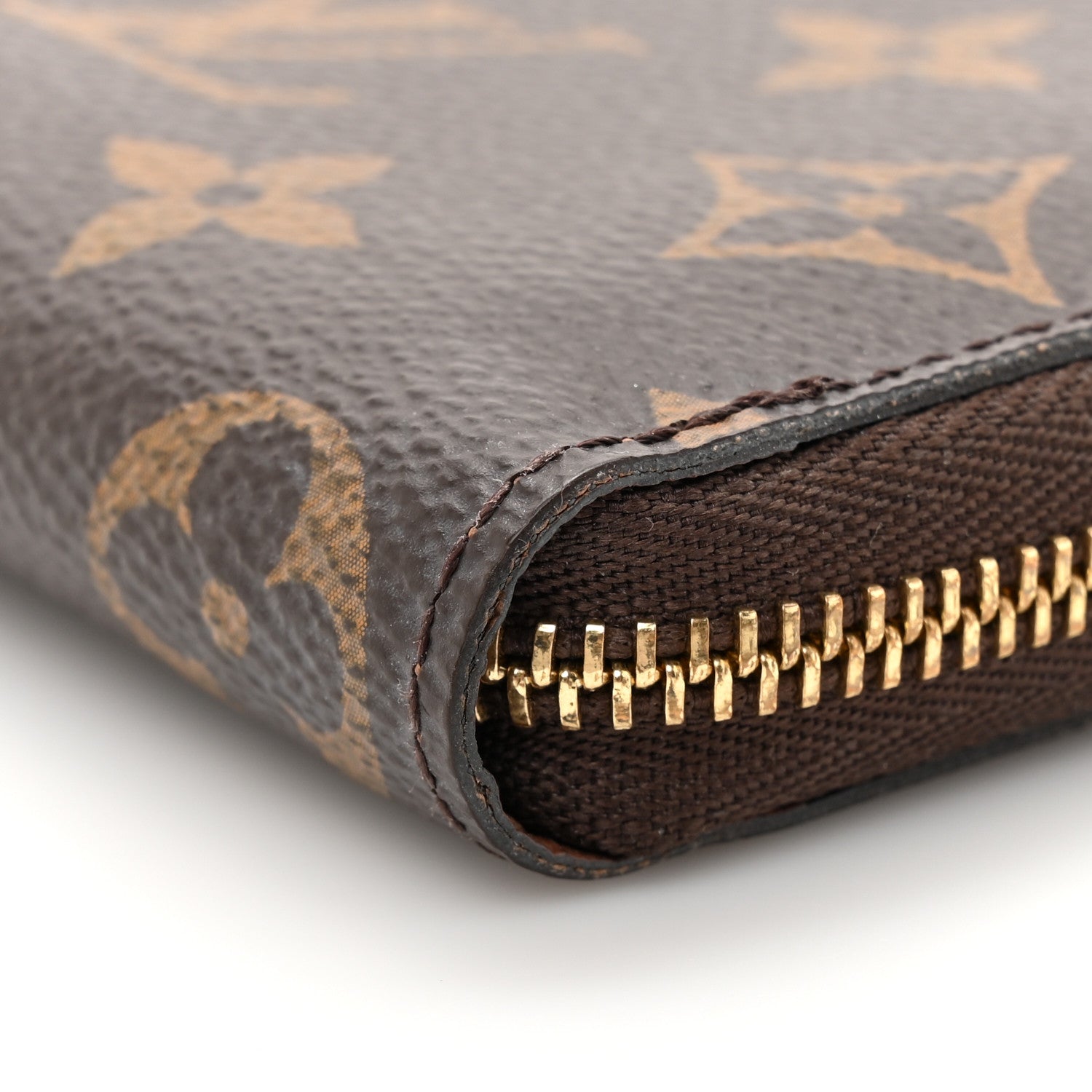 Louis Vuitton Monogram Zippy Coin Purse 9 of 11