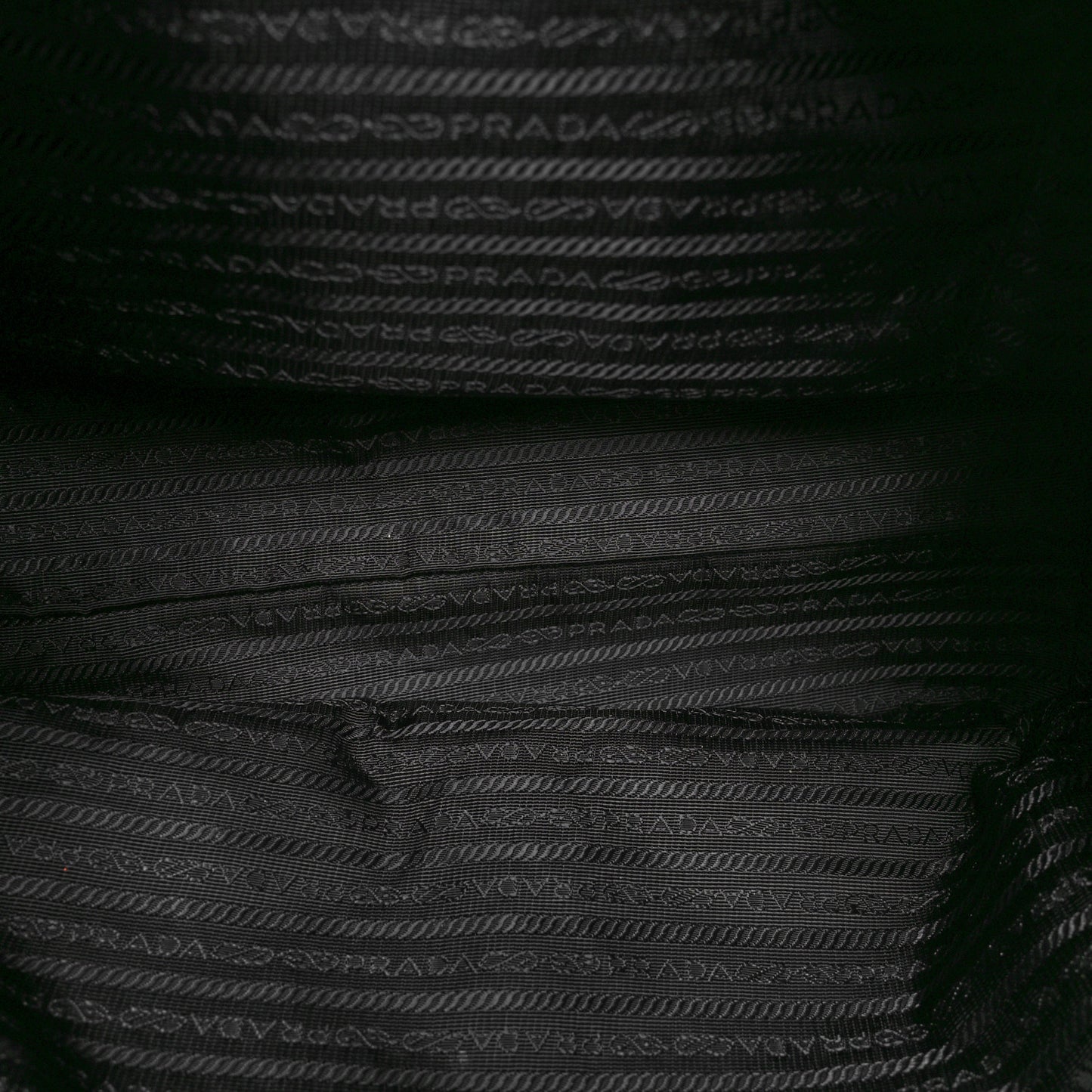 Tessuto Nylon Saffiano Vela Tote Tote Black