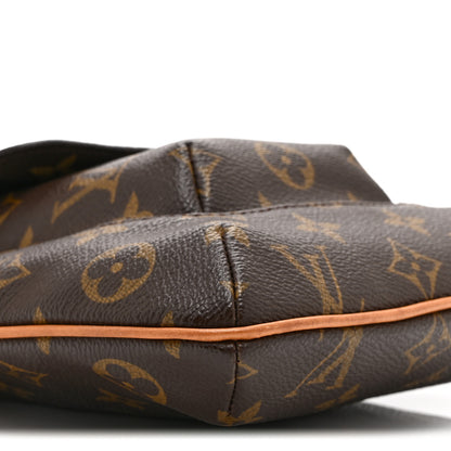 Louis Vuitton Monogram Partition Wristlet 9 of 10