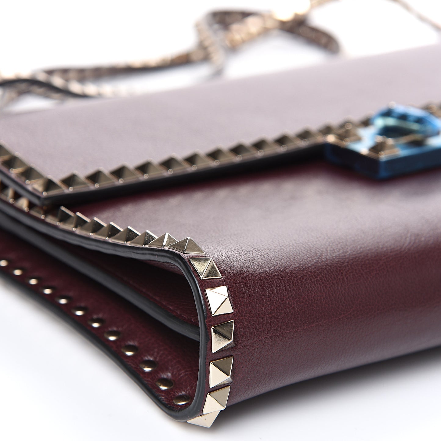 Vitello Rockstud No Limit Shoulder Bag Rubin
