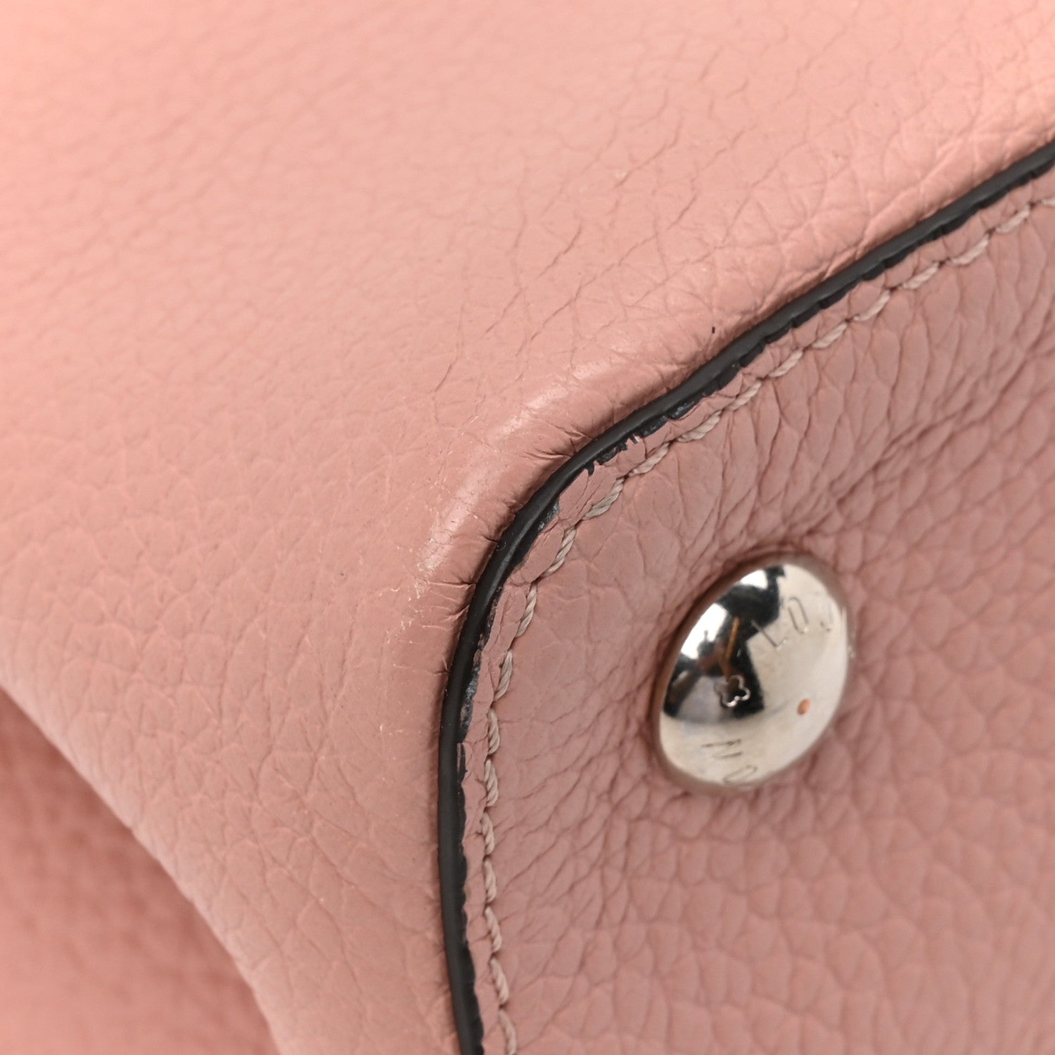 Louis Vuitton Taurillon Capucines PM Magnolia 11 of 13