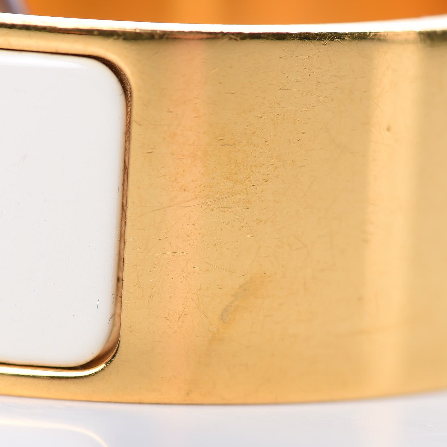 Enamel Wide Clic Clac H Bracelet PM Craie