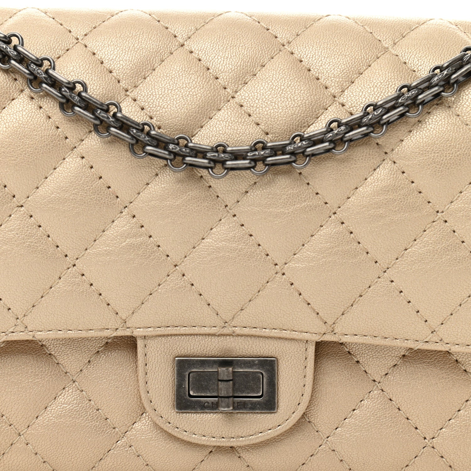 Chanel Metallic Sheepskin Quilted 2.55 Reissue 225 Flap Beige 7 of 9