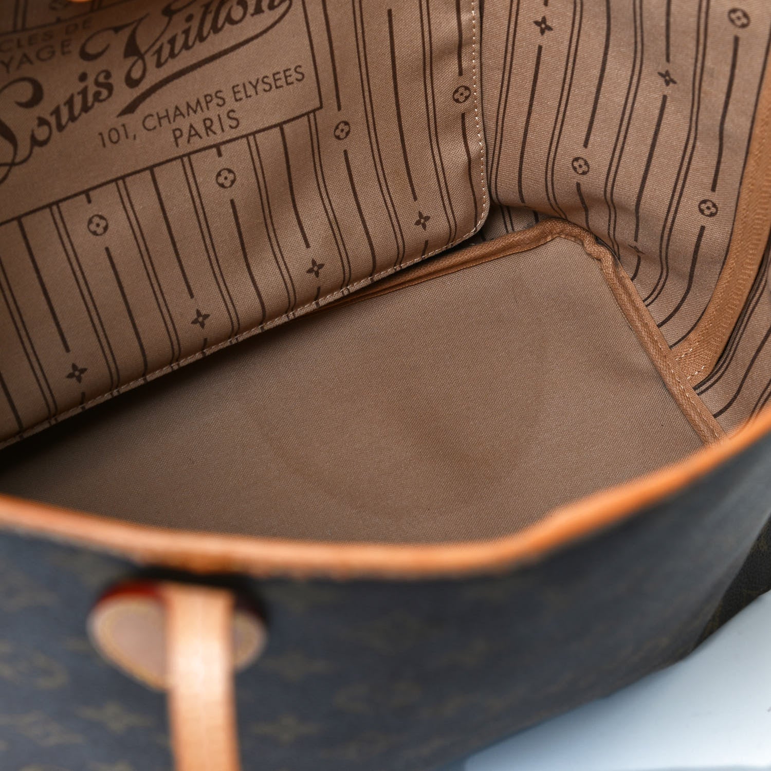 Louis Vuitton Monogram Neverfull GM 9 of 11
