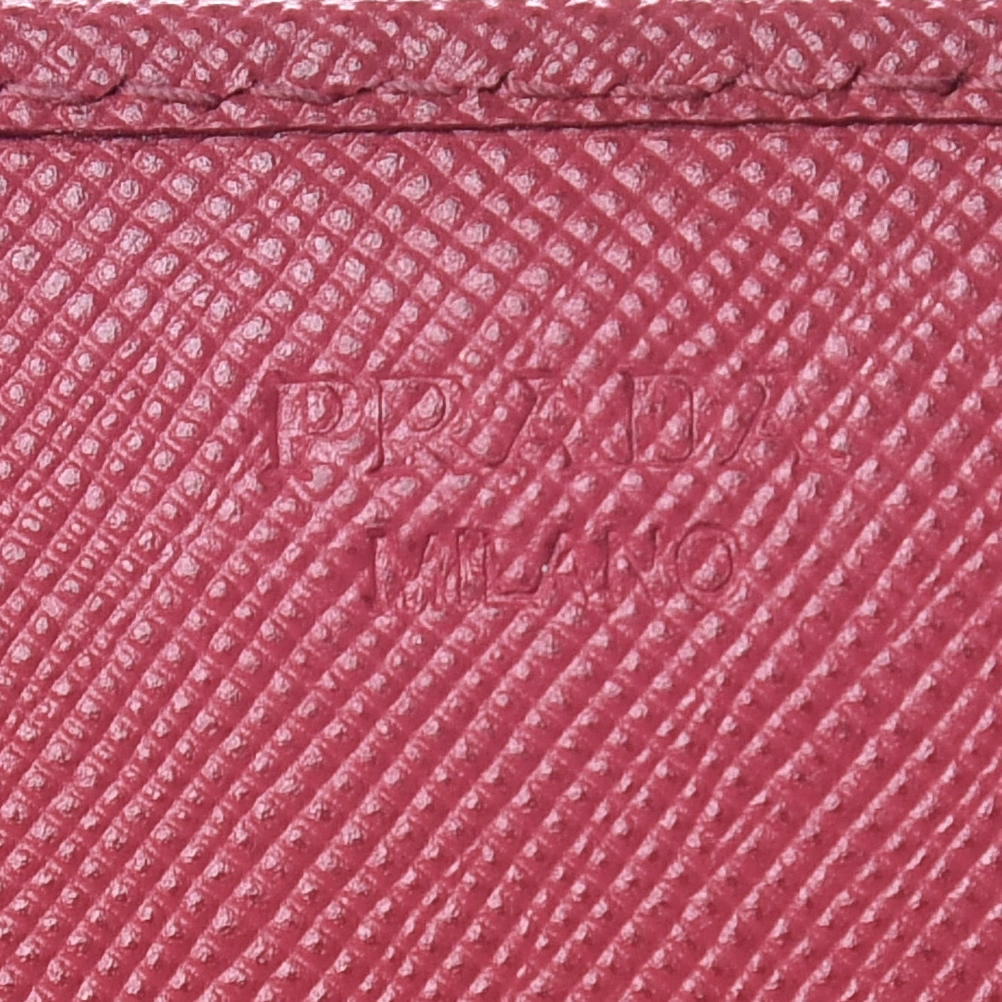 Saffiano Metal Oro Chain Wallet Peonia