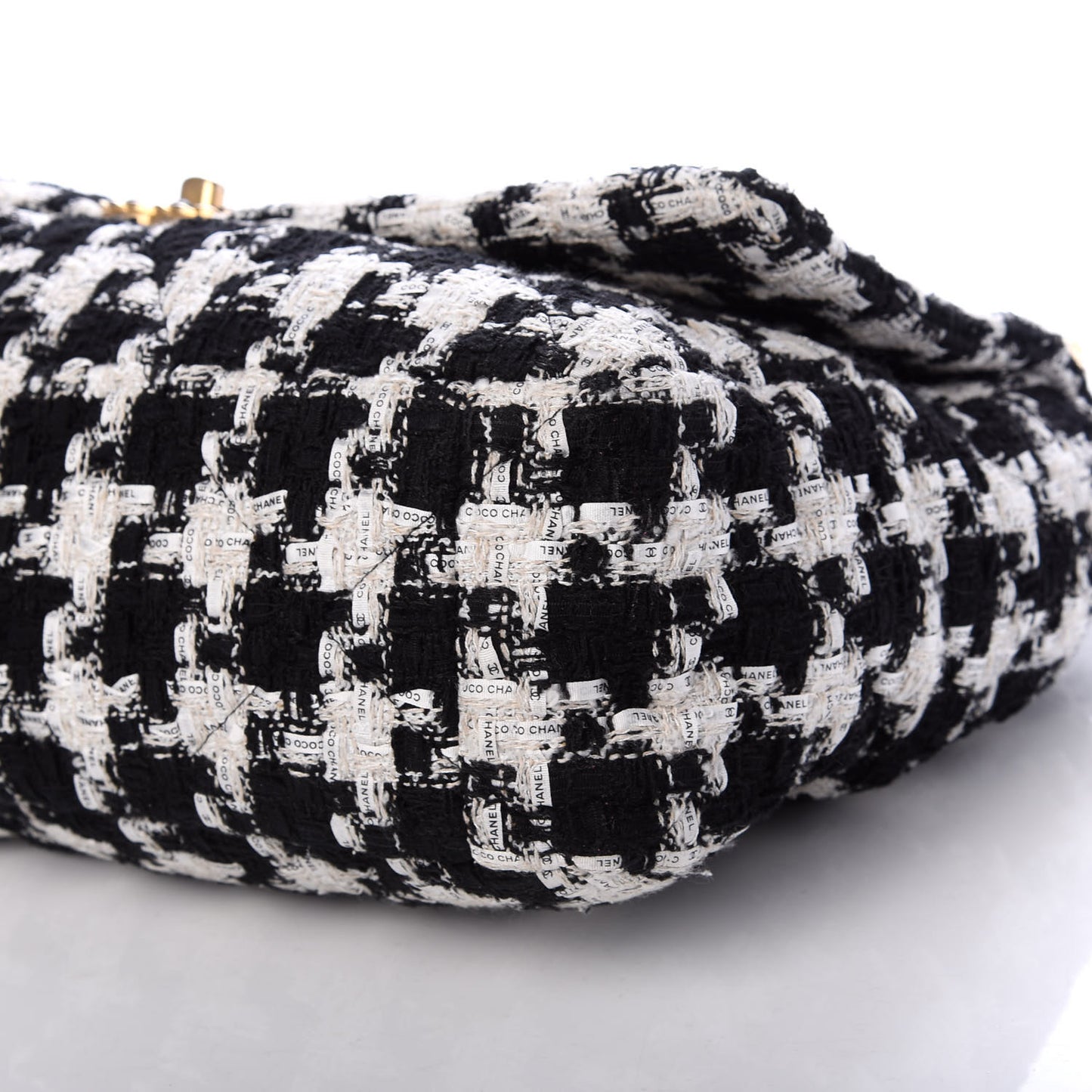 Tweed Quilted Maxi Chanel 19 Flap Black Ecru White