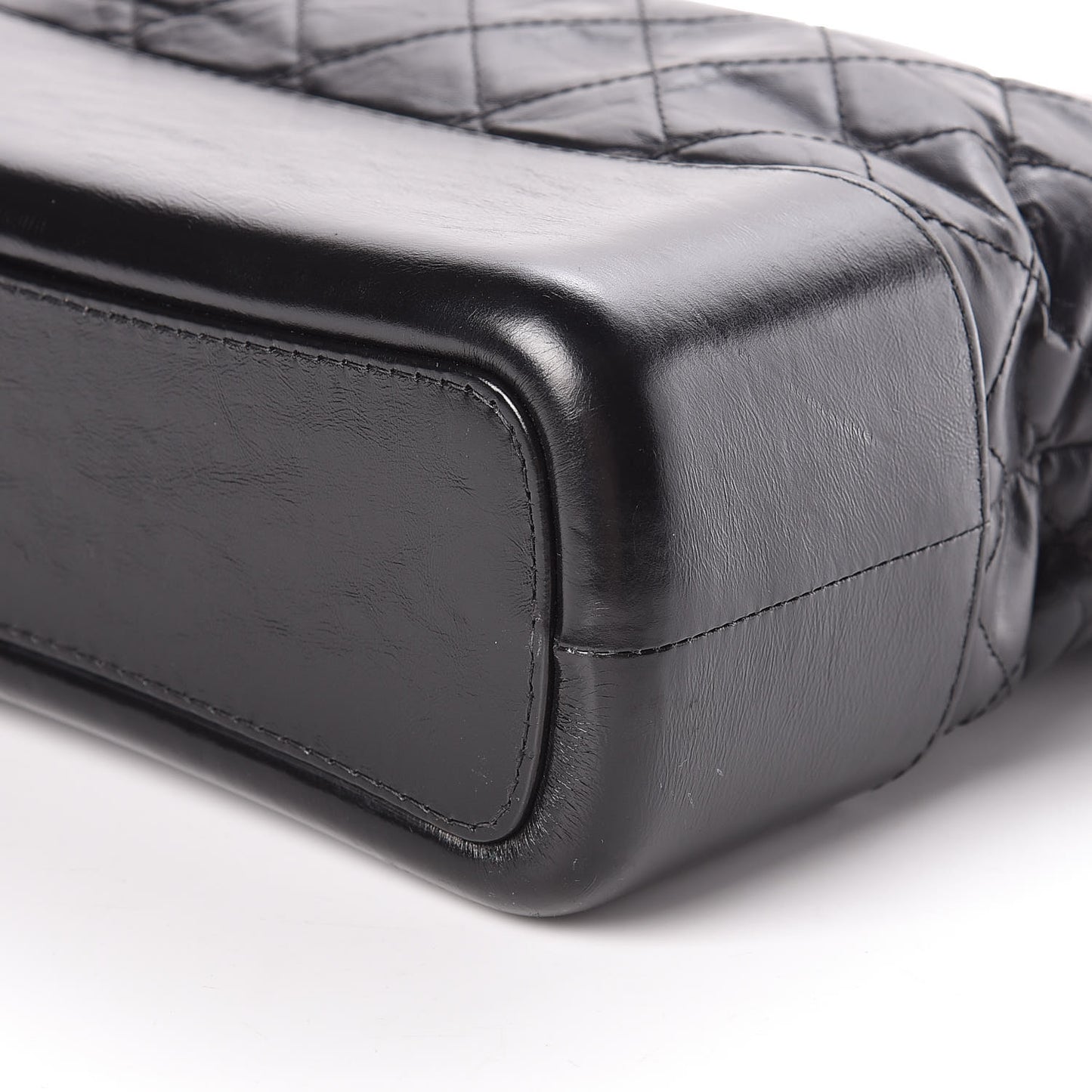 Aged Calfskin Quilted Medium Gabrielle Hobo Black