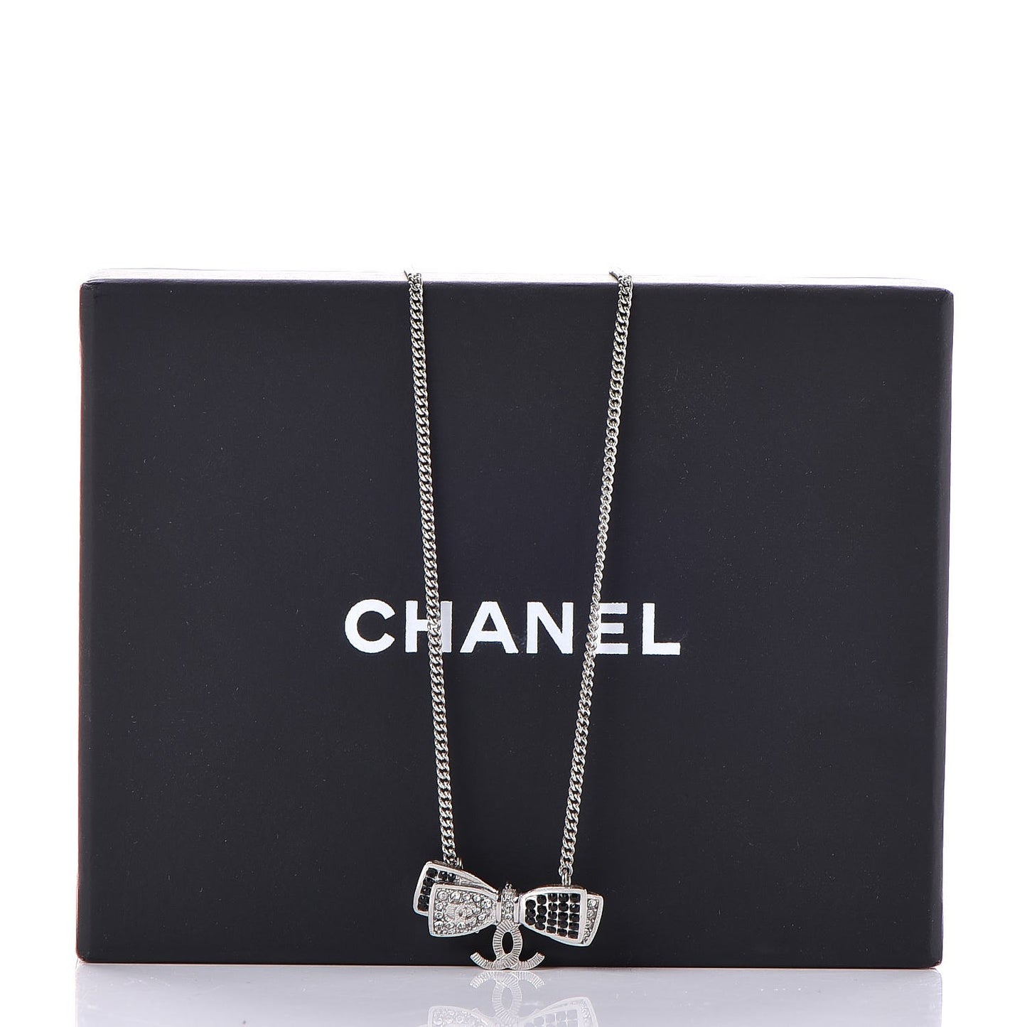 Crystal CC Bow Necklace Silver Black
