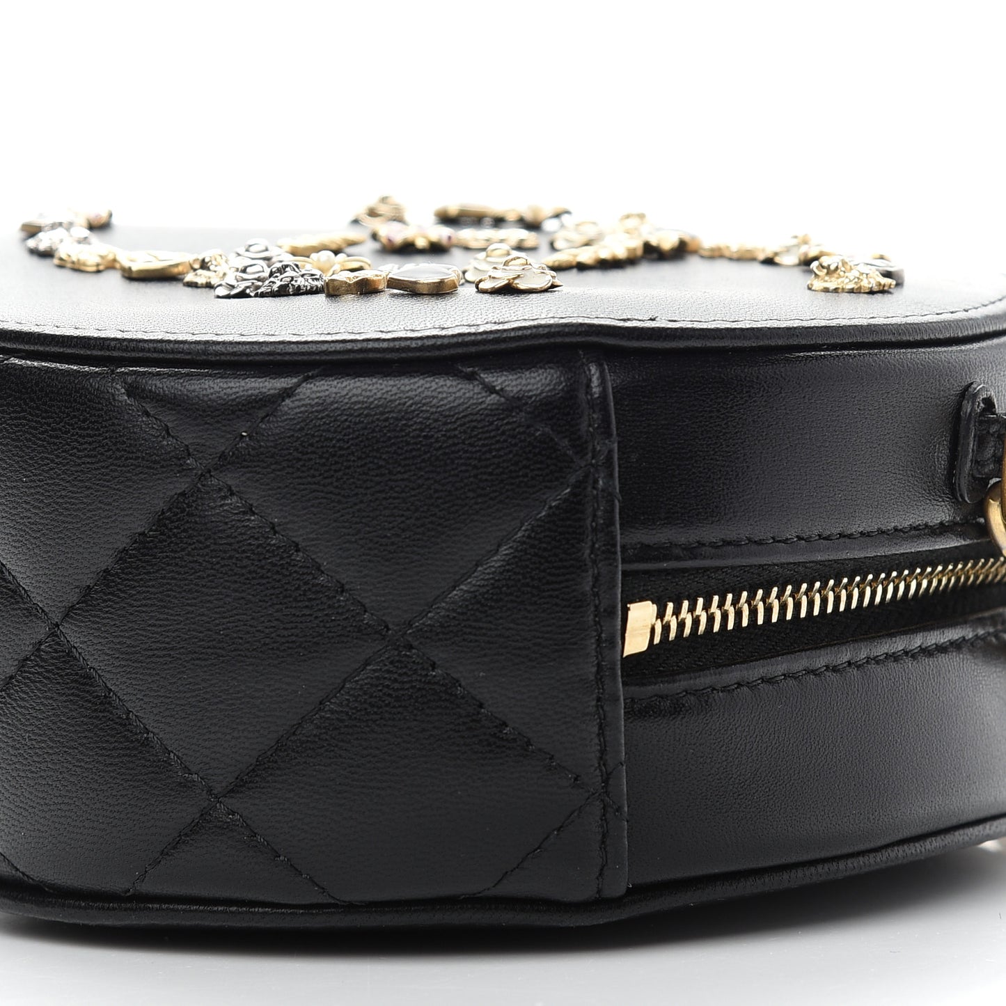Lambskin Quilted Lucky Charms CC Round Clutch With Chain Black