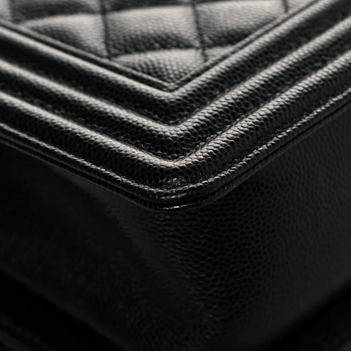Caviar Quilted Small Boy Flap Black