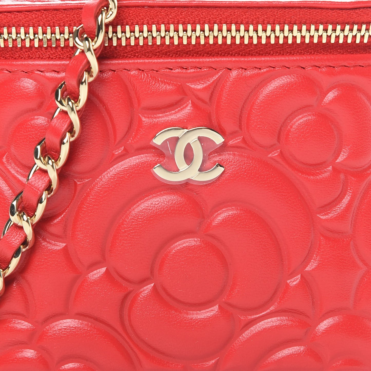 Lambskin Camellia Embossed Mini Vanity Case With Chain Red