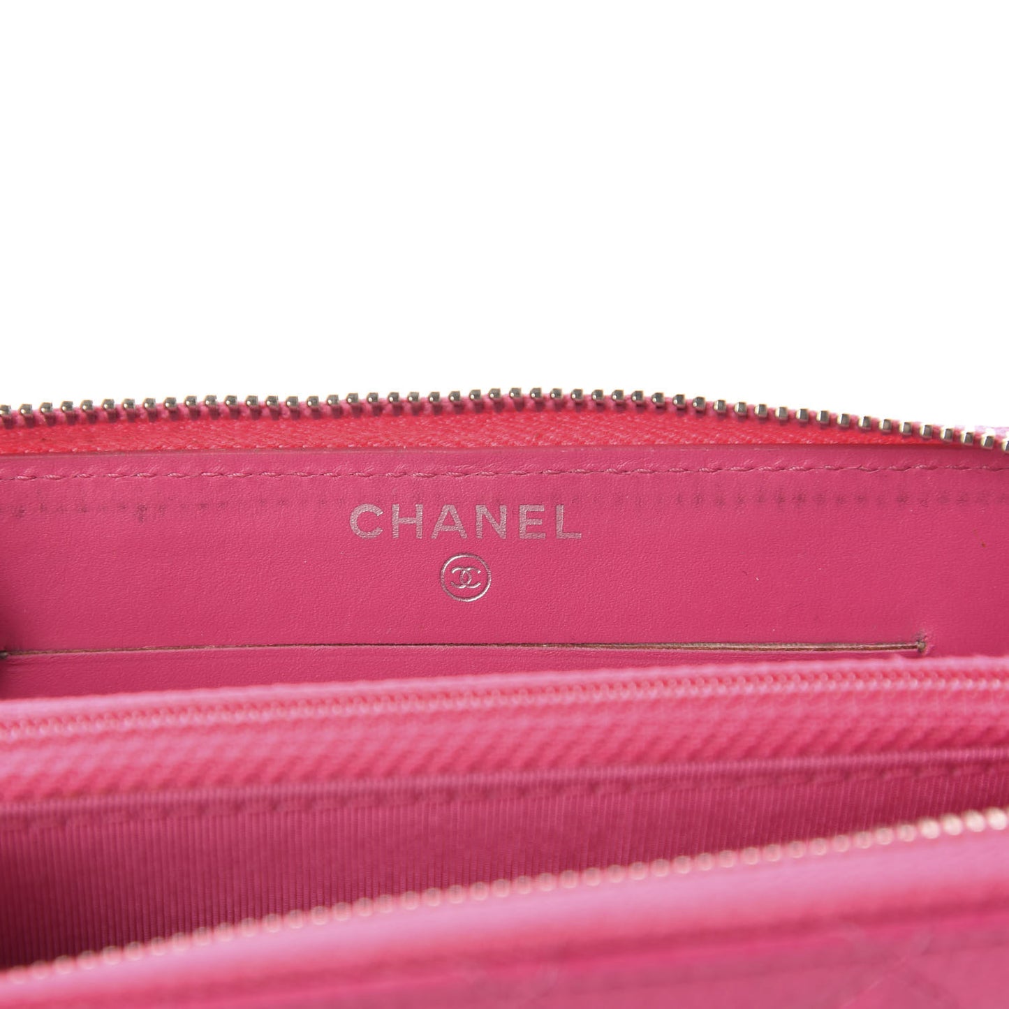 Caviar Quilted Medium Zip Around Wallet Pink