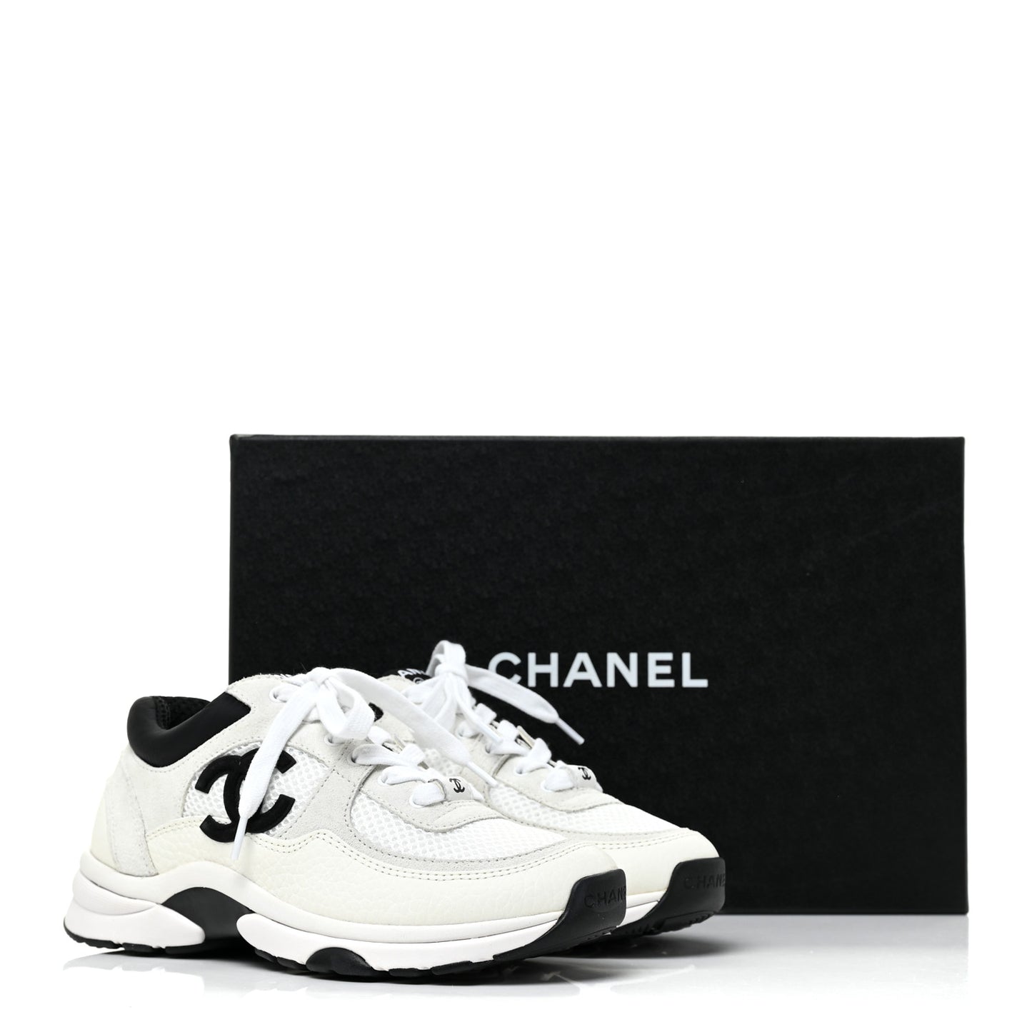 Mesh Suede Calfskin Grained Calfskin Womens CC Sneakers 35 White Black