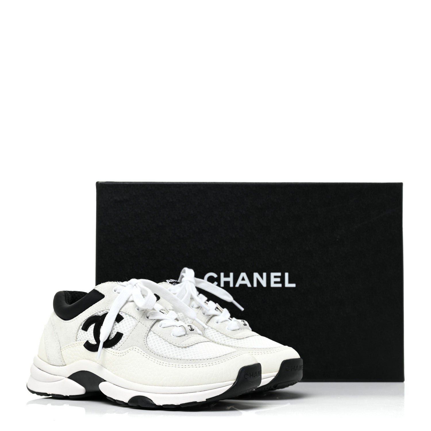 Chanel Mesh Suede Calfskin Grained Calfskin Womens CC Sneakers 35 White Black 10 of 10