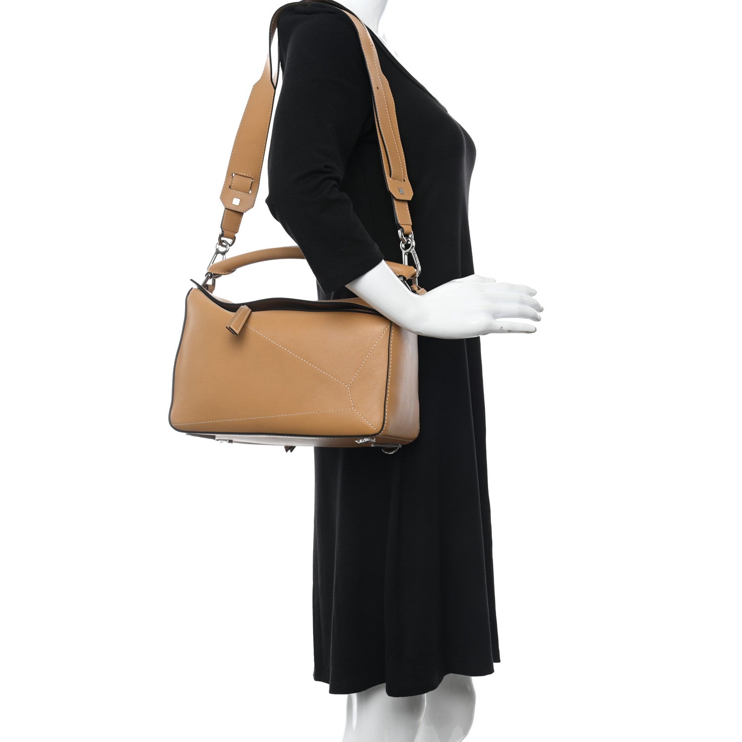 Loewe Calfskin Medium Puzzle Bag Warm Desert 2 of 10