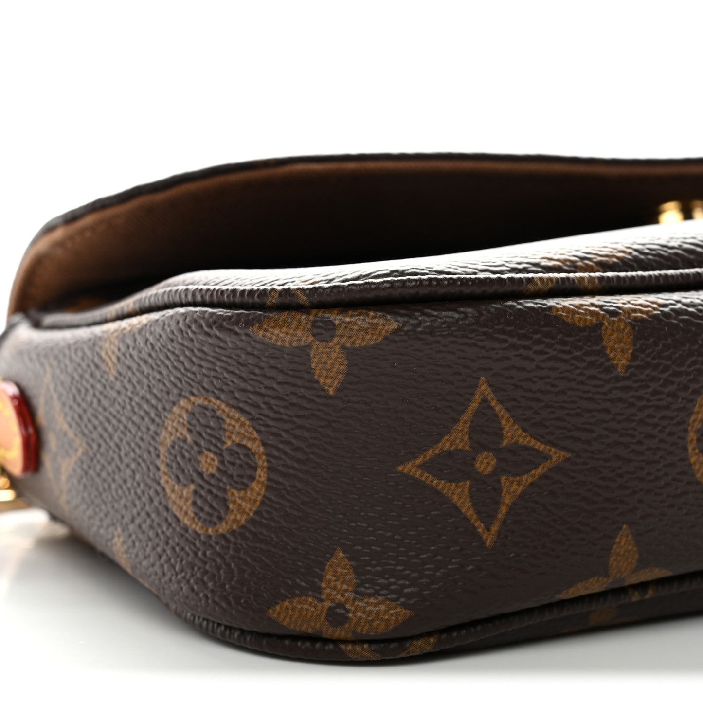 Monogram Ivy Wallet On Chain