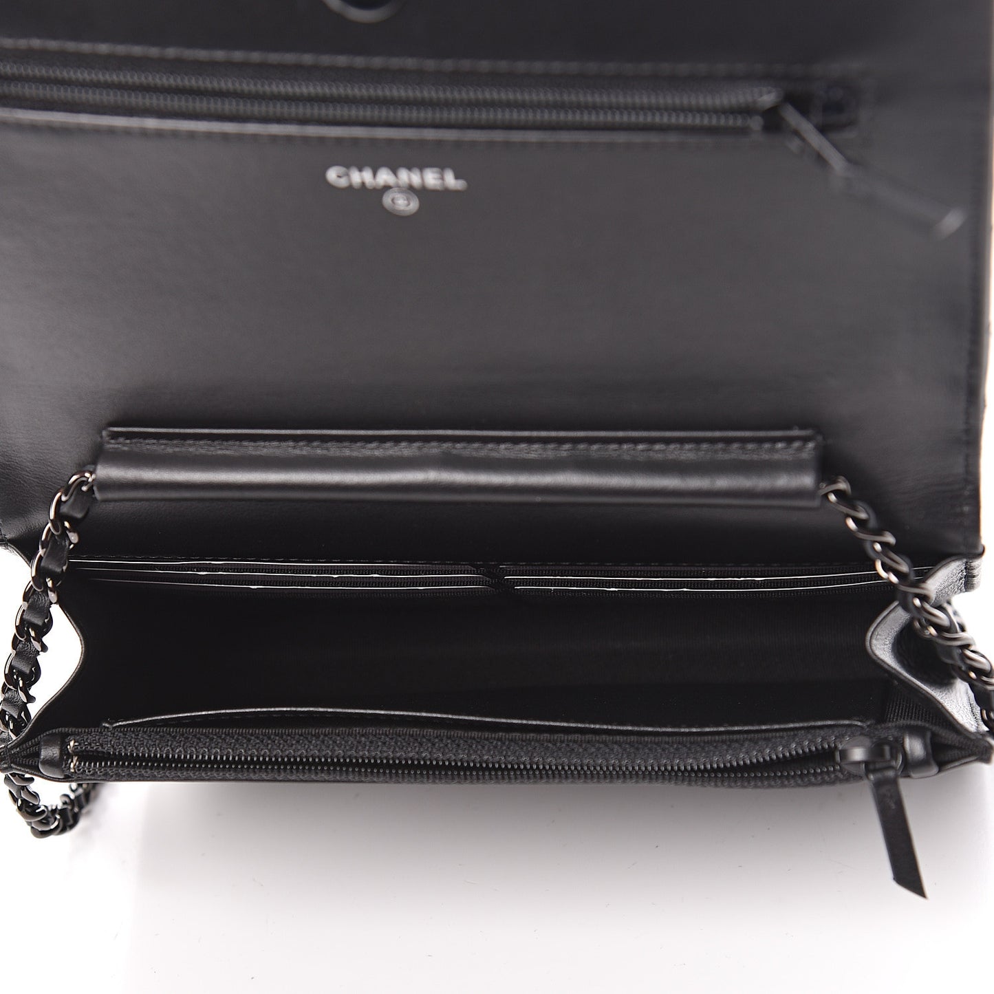 Aged Calfskin Chevron Quilted Gabrielle Wallet On Chain WOC Black