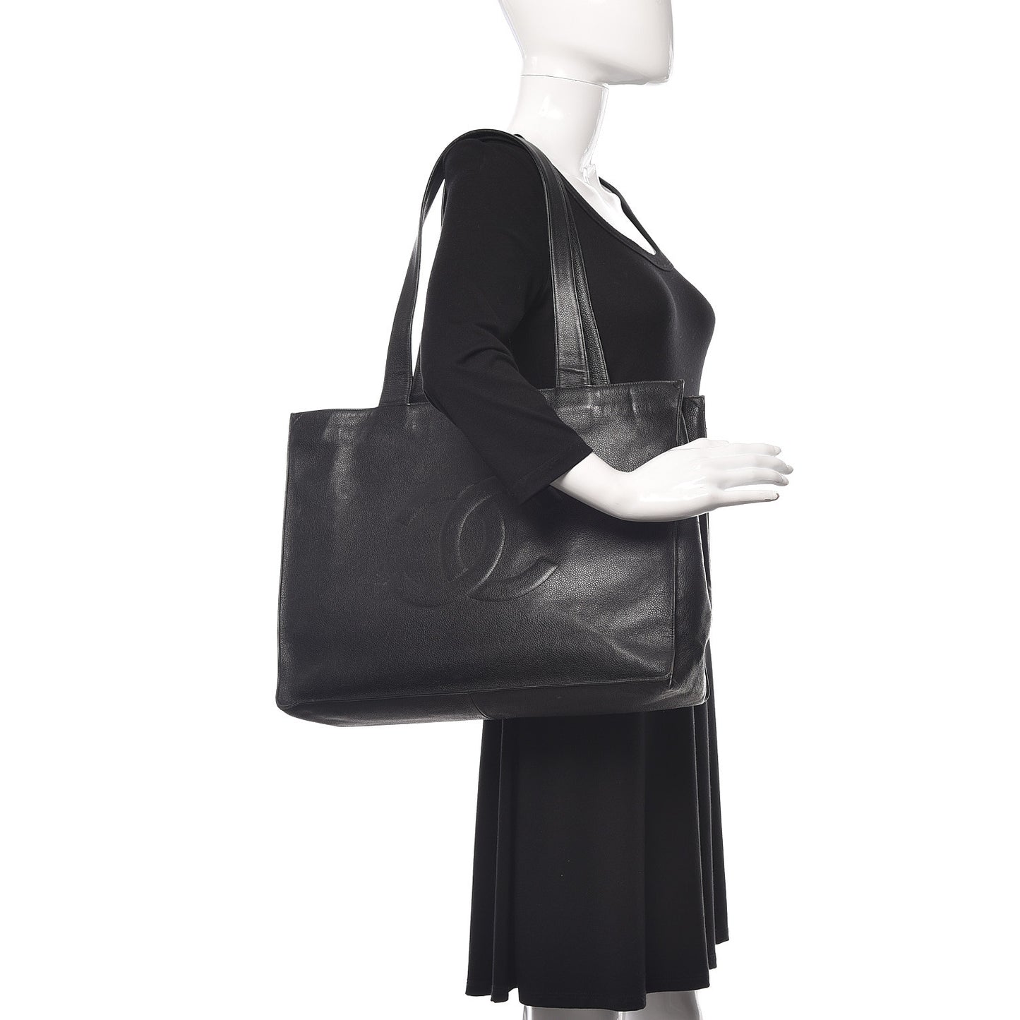 Caviar CC Tote Black
