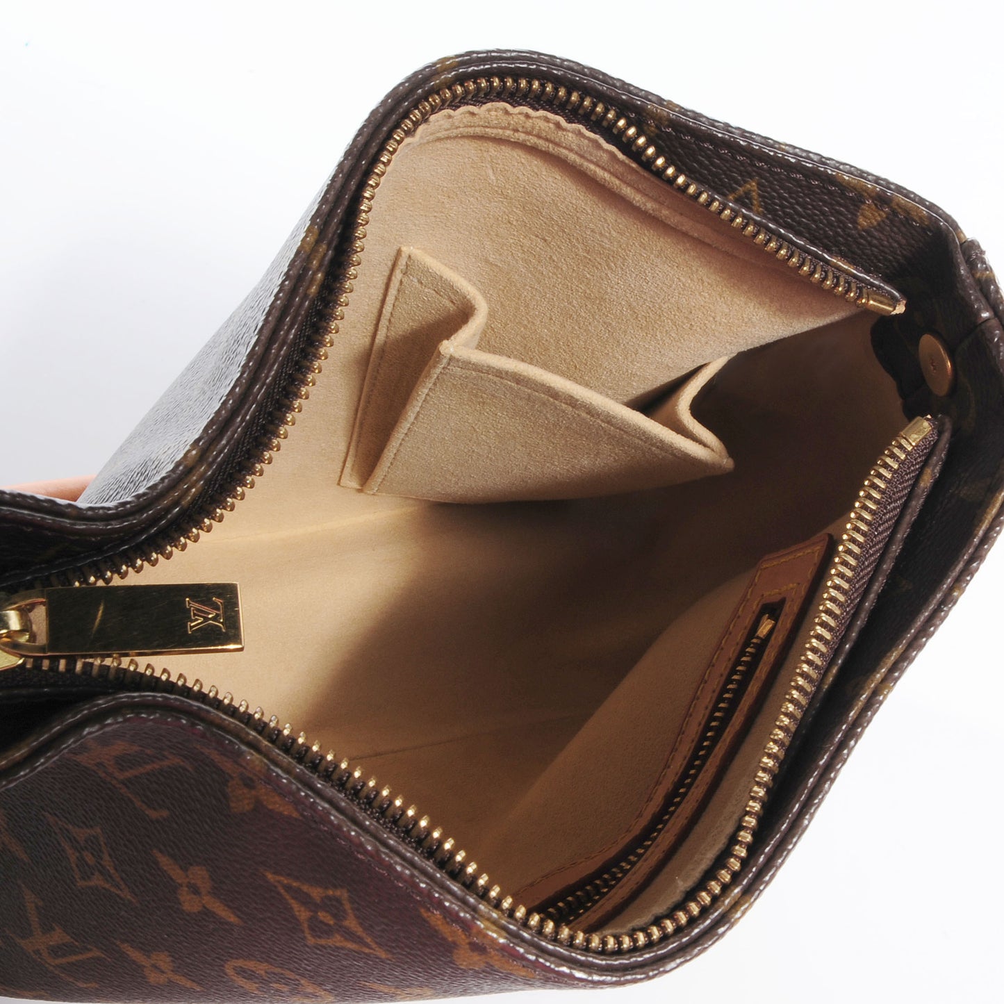 Monogram Looping MM