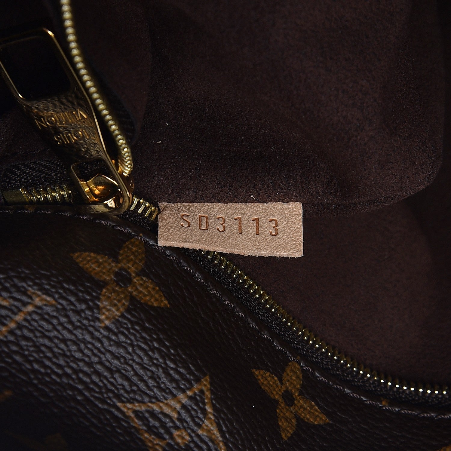 Louis Vuitton Monogram Metis 8 of 8