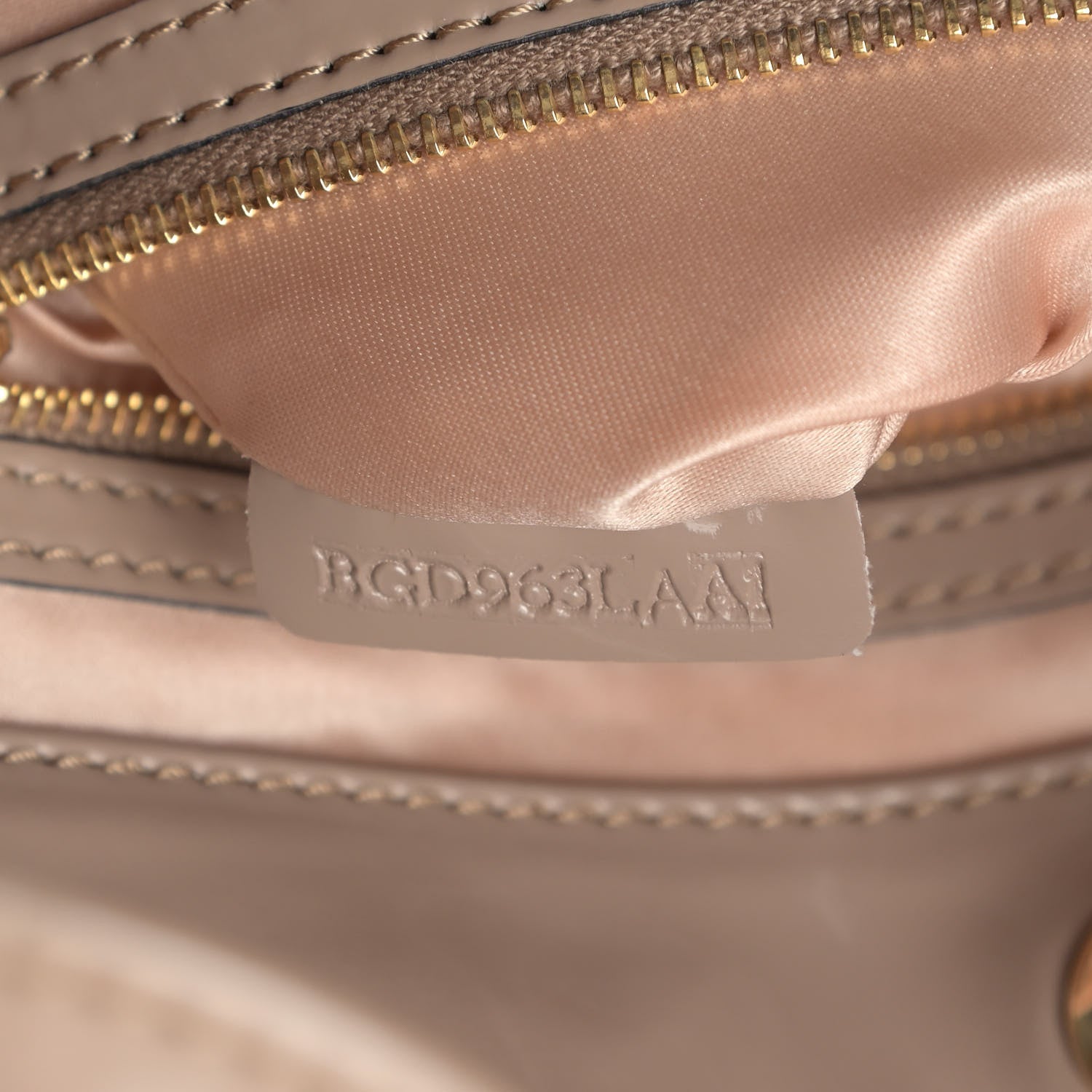 Valentino Garavani Patent Lacca Large Nuage Bow Hobo Nude 6 of 11